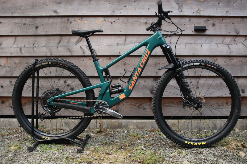 Ex-Demo Bike - Santa Cruz Hightower S Model 23 - Medium - Green-2